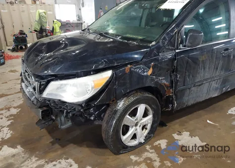 2010 Volkswagen Routan Se z USA, uszkodzony, nr VIN 2V4RW3D19AR359936